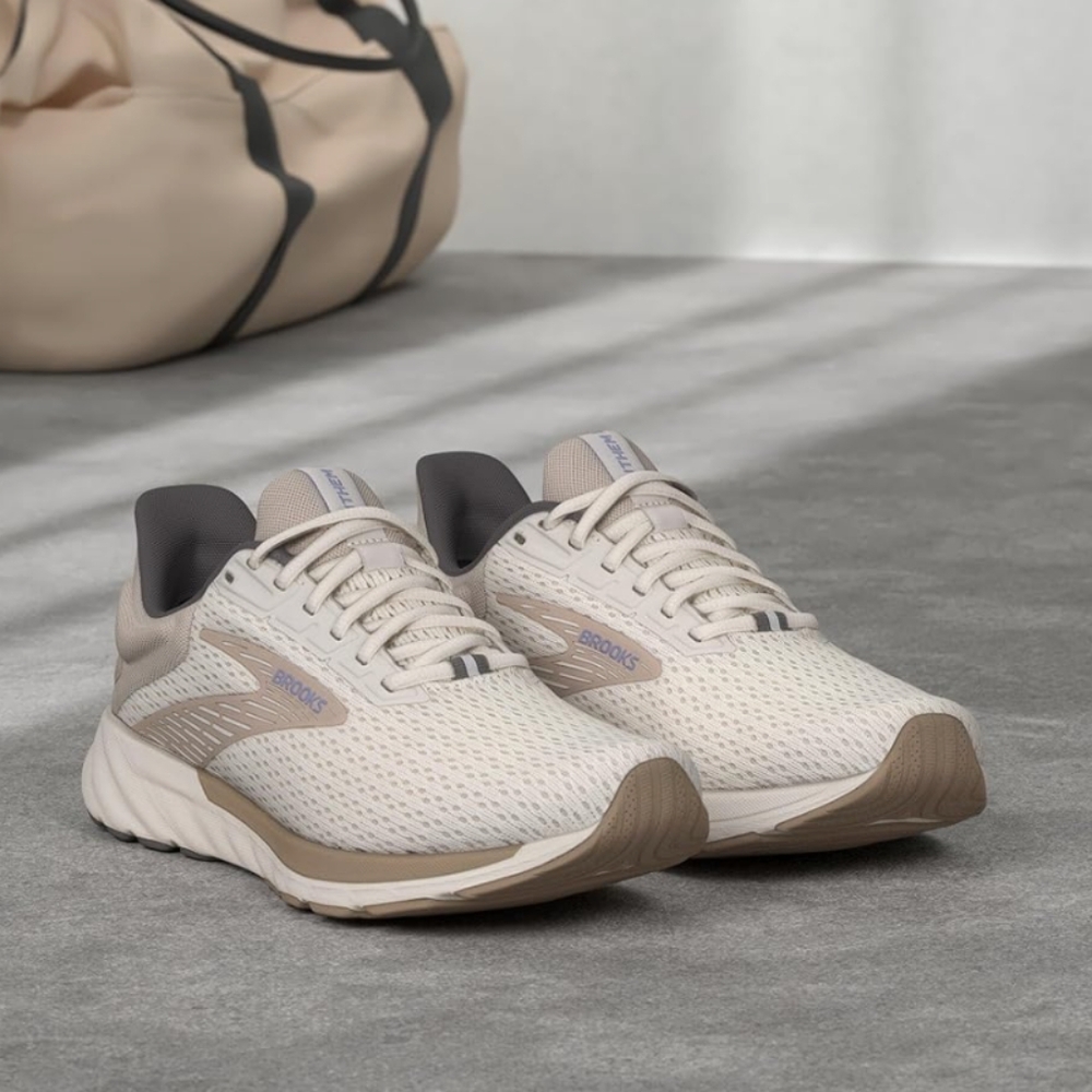 Brooks Women’s Anthem 6 Neutral Running Shoe